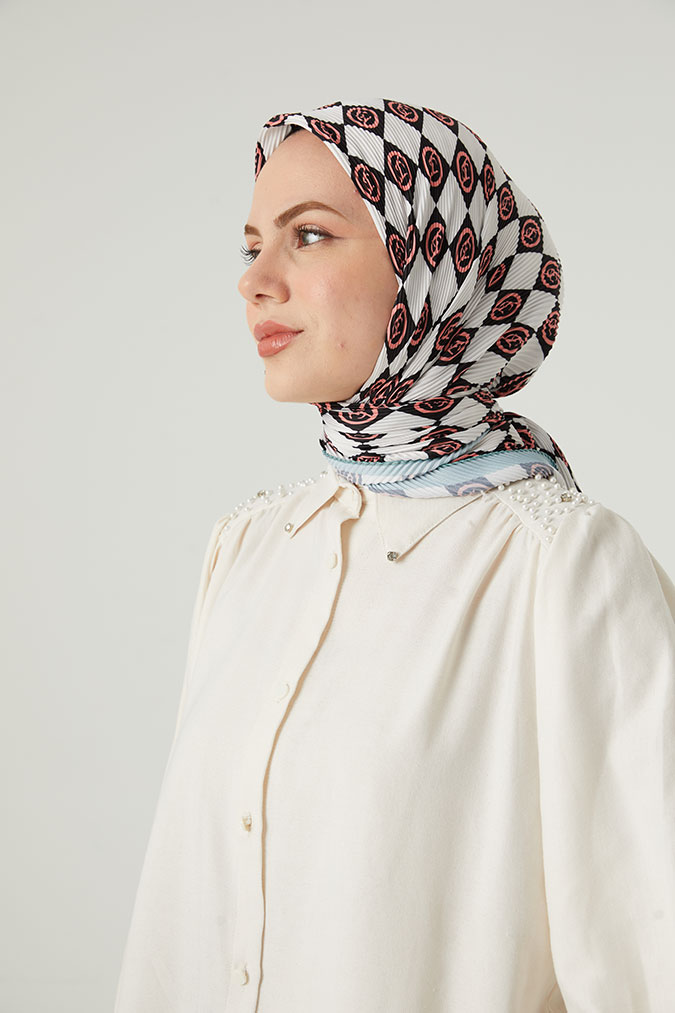 Pliseli Eşarp Model B