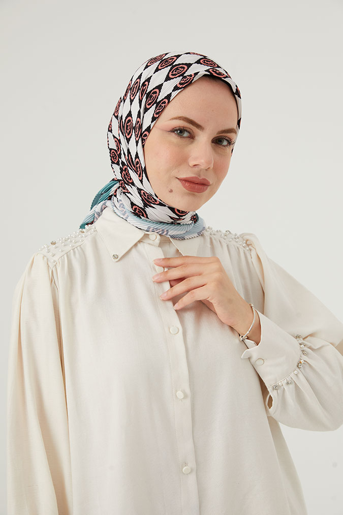 Pliseli Eşarp Model B