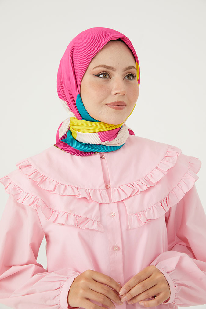 Pliseli Eşarp Model C