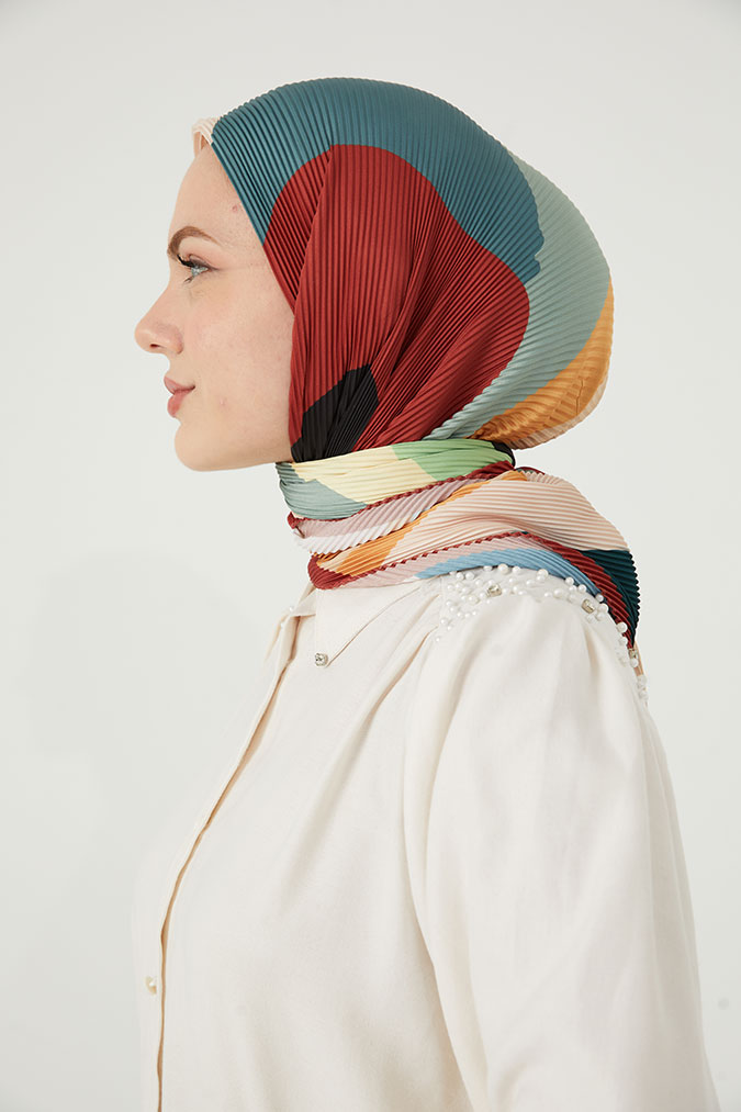 Pliseli Eşarp Model E