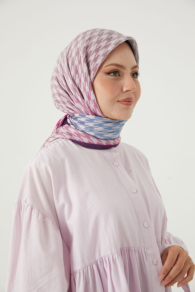 Pliseli Eşarp Model F