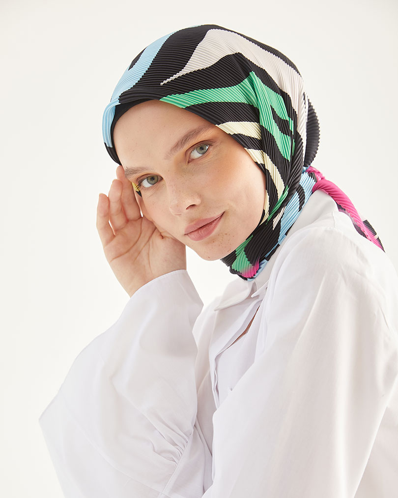 Pliseli Zebra Desen Eşarp